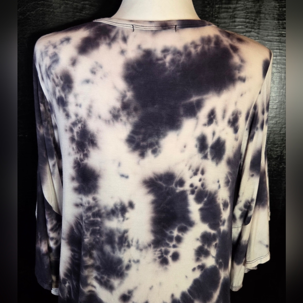 NWOT Survival Boutique Purple Tie Dye Bell Sleeve Tunic M Like New - Picture 8 of 13